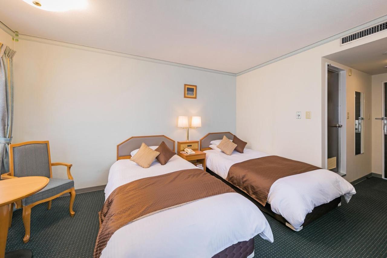 Hotel Miyahira Ishigaki  Extérieur photo